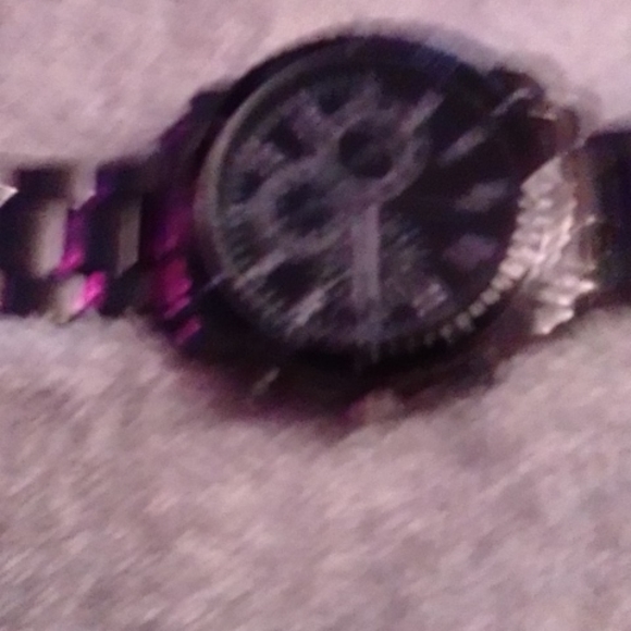 Watch - Picture 2 of 2